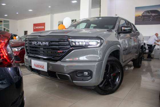 RAM RAMPAGE 2.0 HURRICANE 4 TURBO GASOLINA R/T 4X4 AUTOMÁTICO